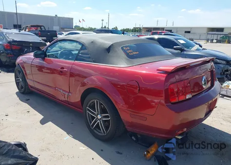 2005 Ford Mustang Gt из США, поврежденный, VIN 1ZVFT85H255193483